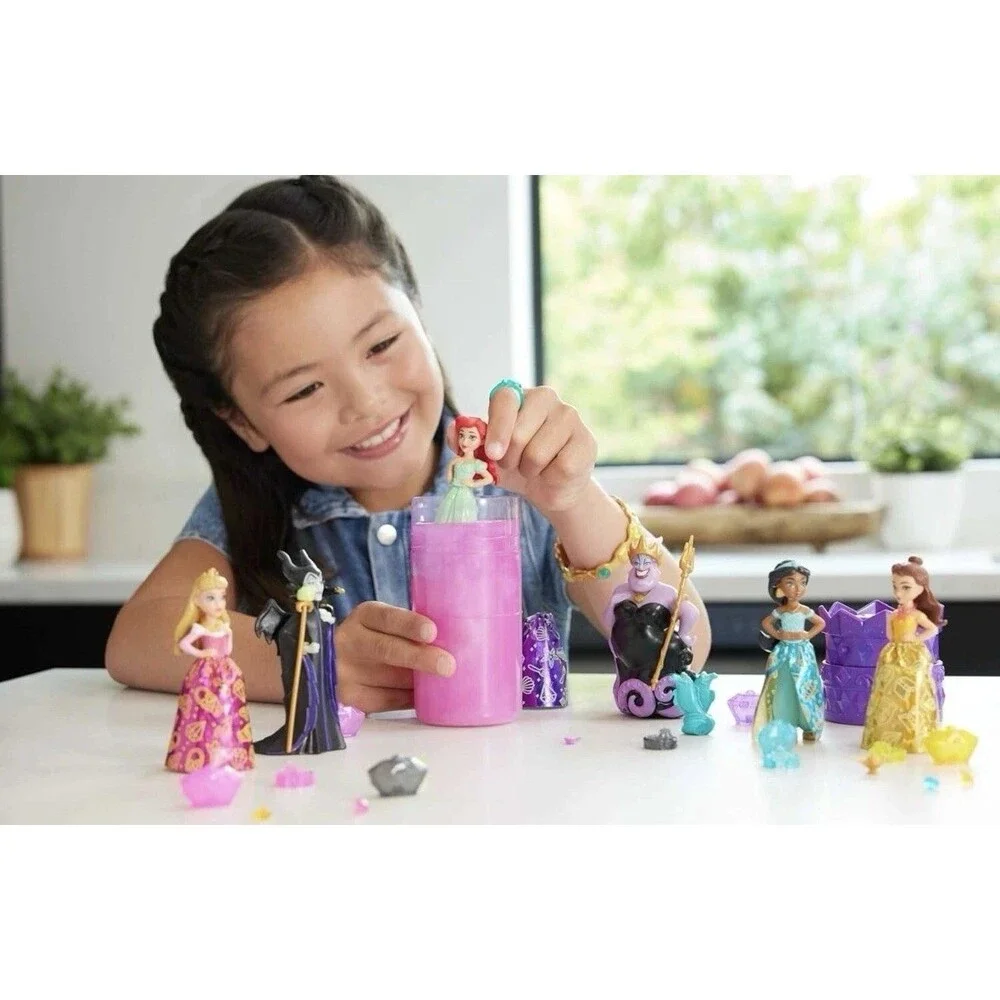 Disney Princess‎ Or Villain Special Royal Color Reveal Doll with Accessories NEW